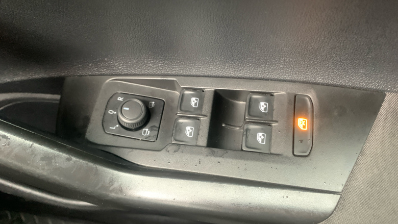 Volkswagen Polo 1.0 TSI Life 5dr DSG Petrol Hatchback